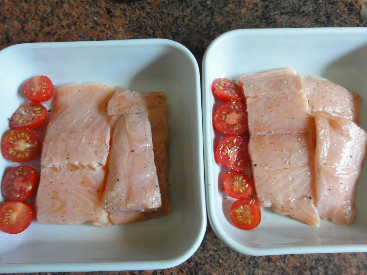 Fisch:   LACHSSCHEIBEN an Kräuterbutter - Rezept - Bild Nr. 404