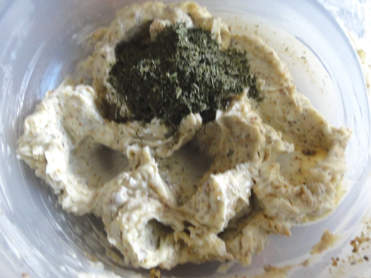 Fisch:   LACHSSCHEIBEN an Kräuterbutter - Rezept - Bild Nr. 406