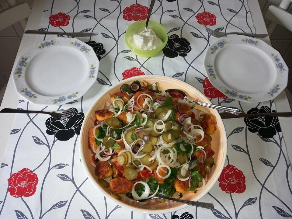 Hähnchennugget's Stroganoff mit Reis und Zwiebel-Petersilien-Pickle - Rezept - Bild Nr. 401