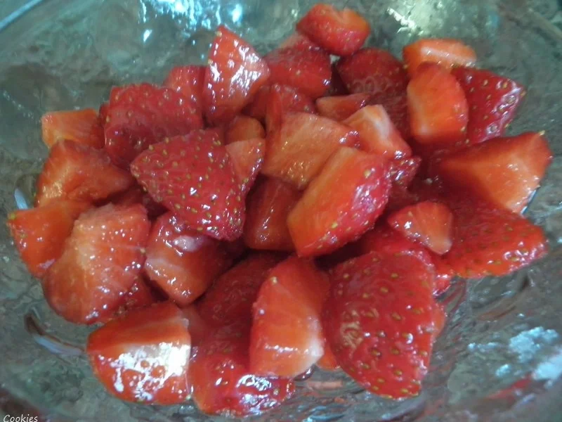 Rezept: Omelett mit beschwipsten Erdbeeren ... Bild Nr. 410 Omelett mit beschwipsten Erdbeeren ... - Rezept - Bild Nr. 410