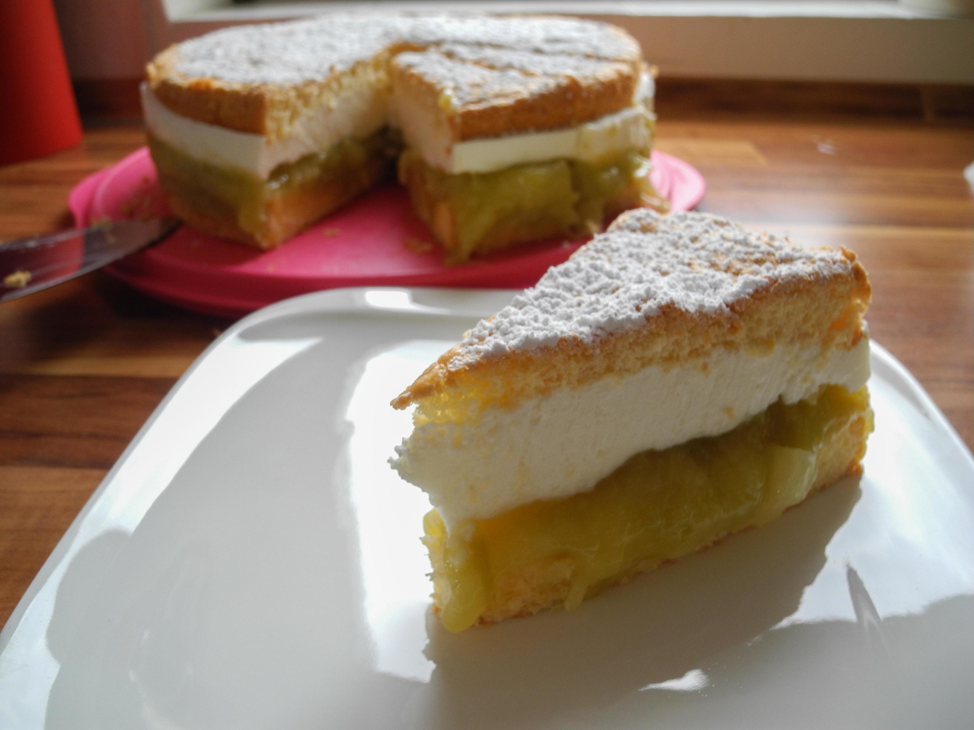 Bilder für Kuchen: Torte Rhabarber-Joghurt - Rezept