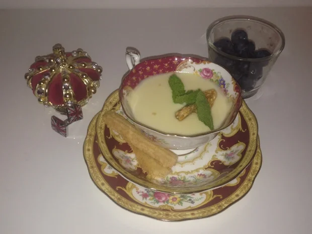 Rezept: Zitronen-Limetten-Posset mit Sesambruch und Vanilleshortbread Bild Nr. 456 Zitronen-Limetten-Posset mit Sesambruch und Vanilleshortbread - Rezept - Bild Nr. 456