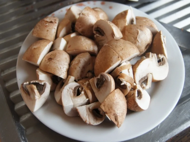 Rezept: Coq au vin mit Kräuter-Drillingen Bild Nr. 490 Coq au vin mit Kräuter-Drillingen - Rezept - Bild Nr. 490