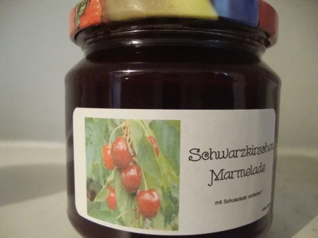 Rezept: Schwarzkirschen Marmelade mit Schokolade & Vanille verfeinert Bild Nr. 499 Schwarzkirschen Marmelade mit Schokolade & Vanille verfeinert - Rezept - Bild Nr. 499