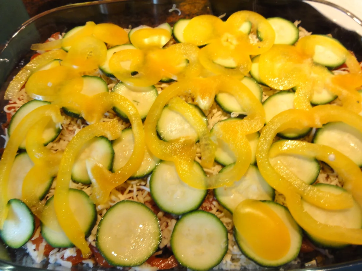 Nudeln:   MINI - PENNE - HACK - AUFLAUF - Rezept - Bild Nr. 526