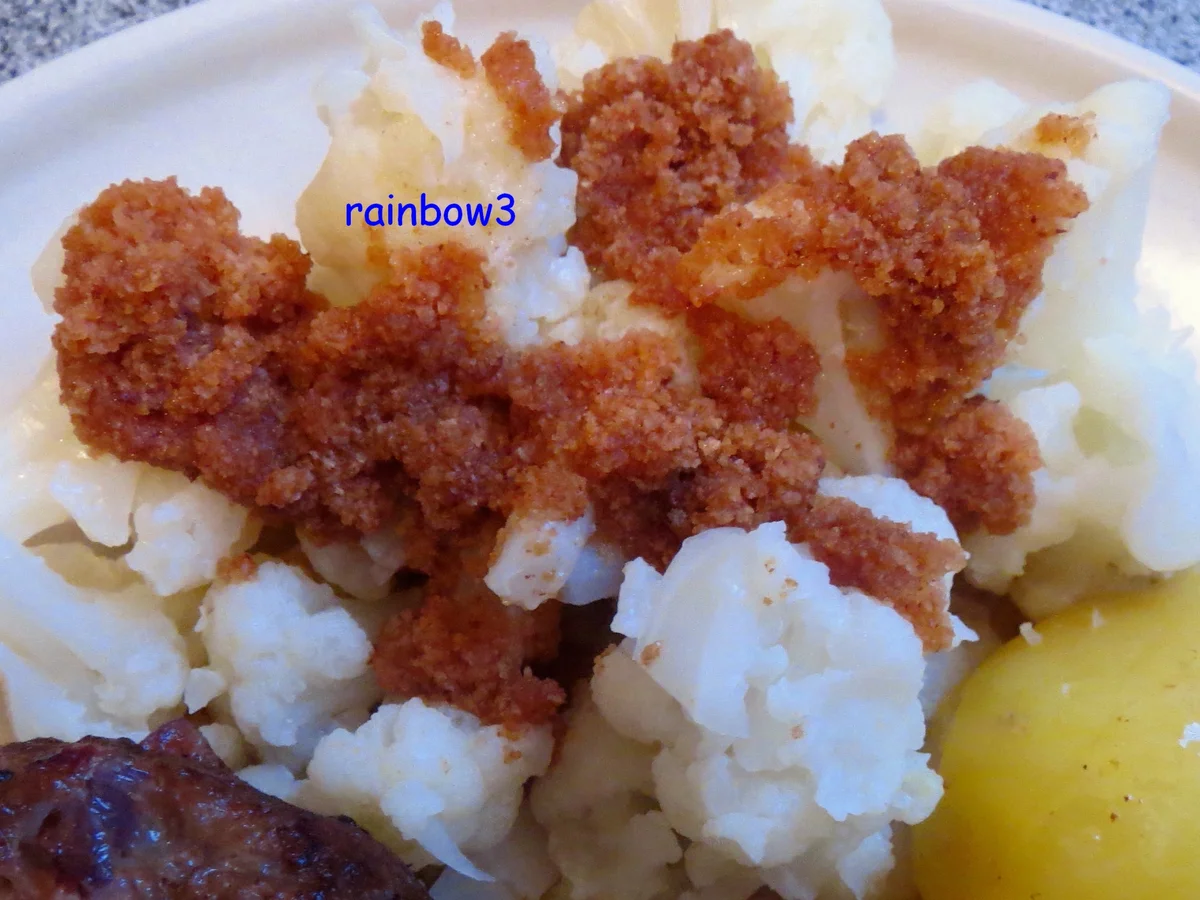 Rezept: Kochen: Mit Büffelkäse gefüllte Frikadellen und dazu Blumenkohlgemüse Bild Nr. 523 Kochen: Mit Büffelkäse gefüllte Frikadellen und dazu Blumenkohlgemüse - Rezept - Bild Nr. 523