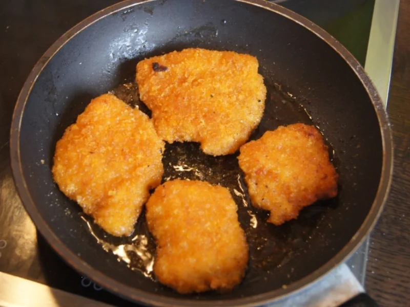 Mini-Hähnchen-Schnitzel auf Kohlrabi-Rahmgemüse - Rezept - Bild Nr. 537