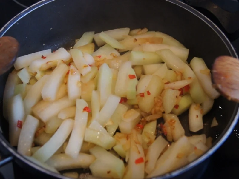 Mini-Hähnchen-Schnitzel auf Kohlrabi-Rahmgemüse - Rezept - Bild Nr. 545