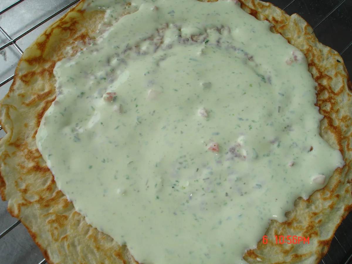 Rezept: Spargel in Pfannkuchen mit Schinken gerollt Bild Nr. 526 Spargel in Pfannkuchen mit Schinken gerollt - Rezept - Bild Nr. 526