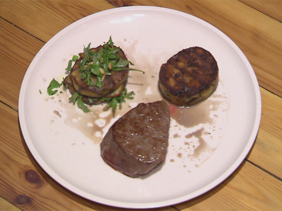 Brezenknödelduo "Salvete" nebst Rinderfilet und Dekokram (Schandmaul) - Rezept - Bild Nr. 572