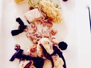 Seeteufelbäckchen-Lachs mit Gemüse-Chili-Couscous - Rezept