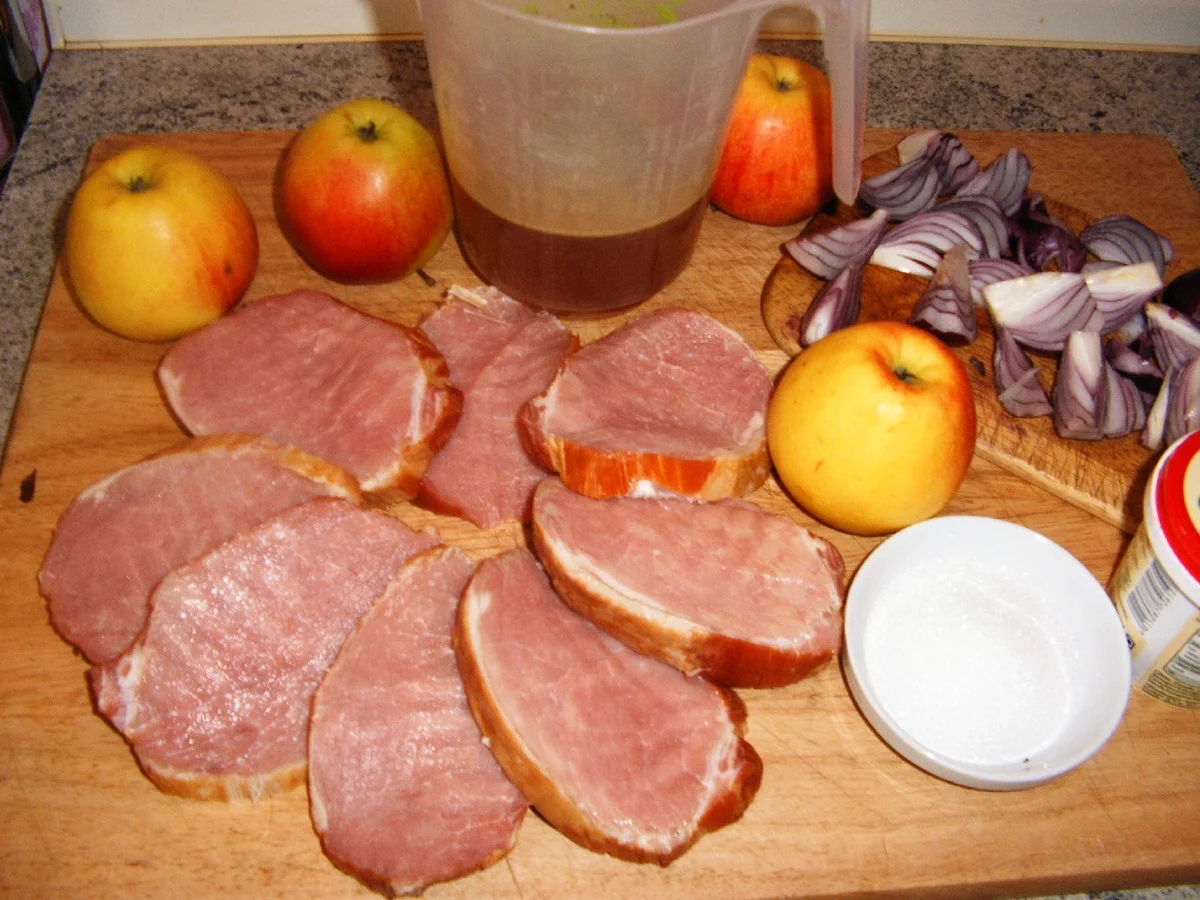 Kasseler mit Apfel-Zwiebel-Senf-Soße - Rezept - Bild Nr. 3