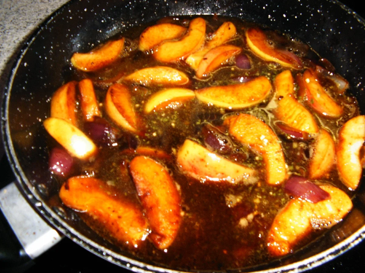 Kasseler mit Apfel-Zwiebel-Senf-Soße - Rezept - Bild Nr. 9