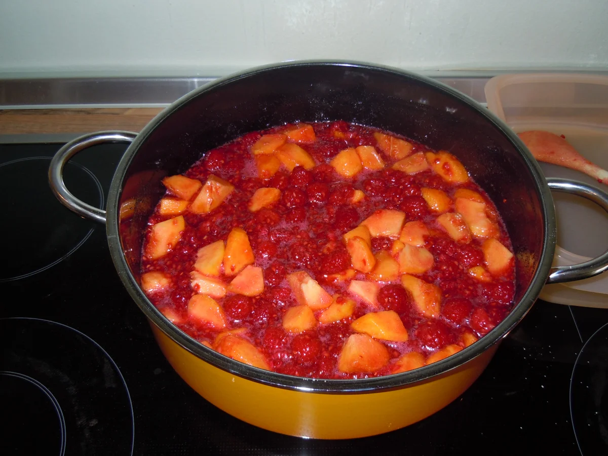 Himbeer-Pfirsich-Marmelade - Rezept - Bild Nr. 89