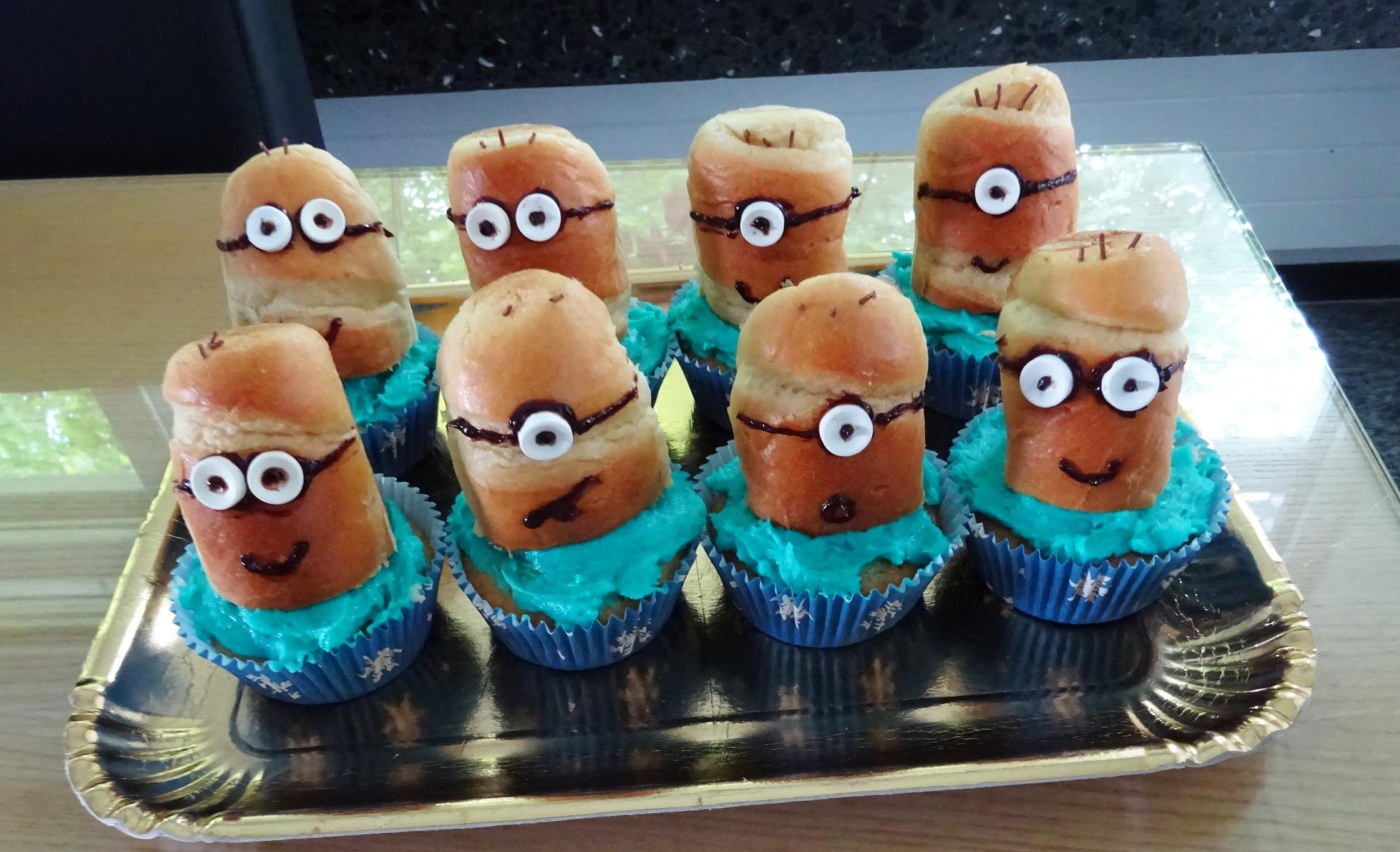 Bilder für Minions Cupcakes - Rezept