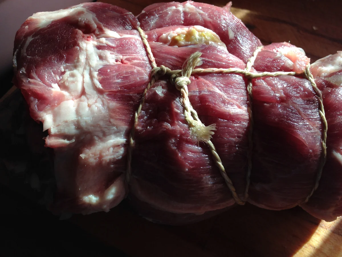 Rezept: Zwiebelrollbraten mariniert Bild Nr. 101 Zwiebelrollbraten mariniert - Rezept - Bild Nr. 101