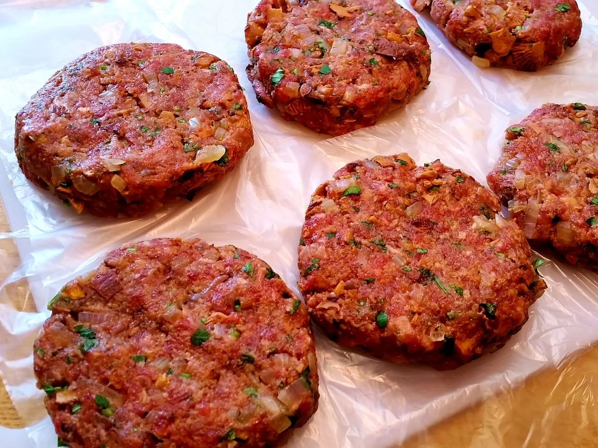 Rezept: Pfifferlings-Buletten Bild Nr. 101 Pfifferlings-Buletten - Rezept - Bild Nr. 101