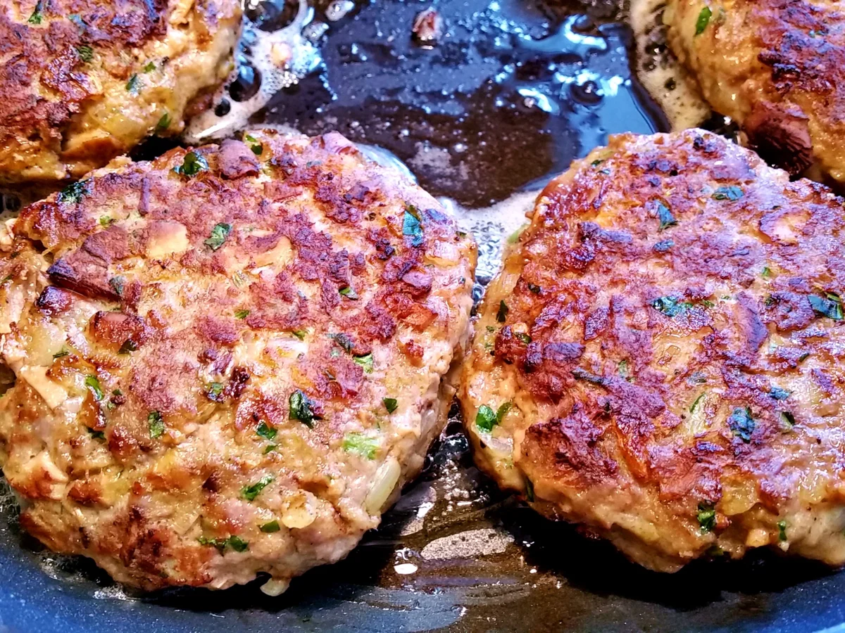 Rezept: Pfifferlings-Buletten Bild Nr. 103 Pfifferlings-Buletten - Rezept - Bild Nr. 103