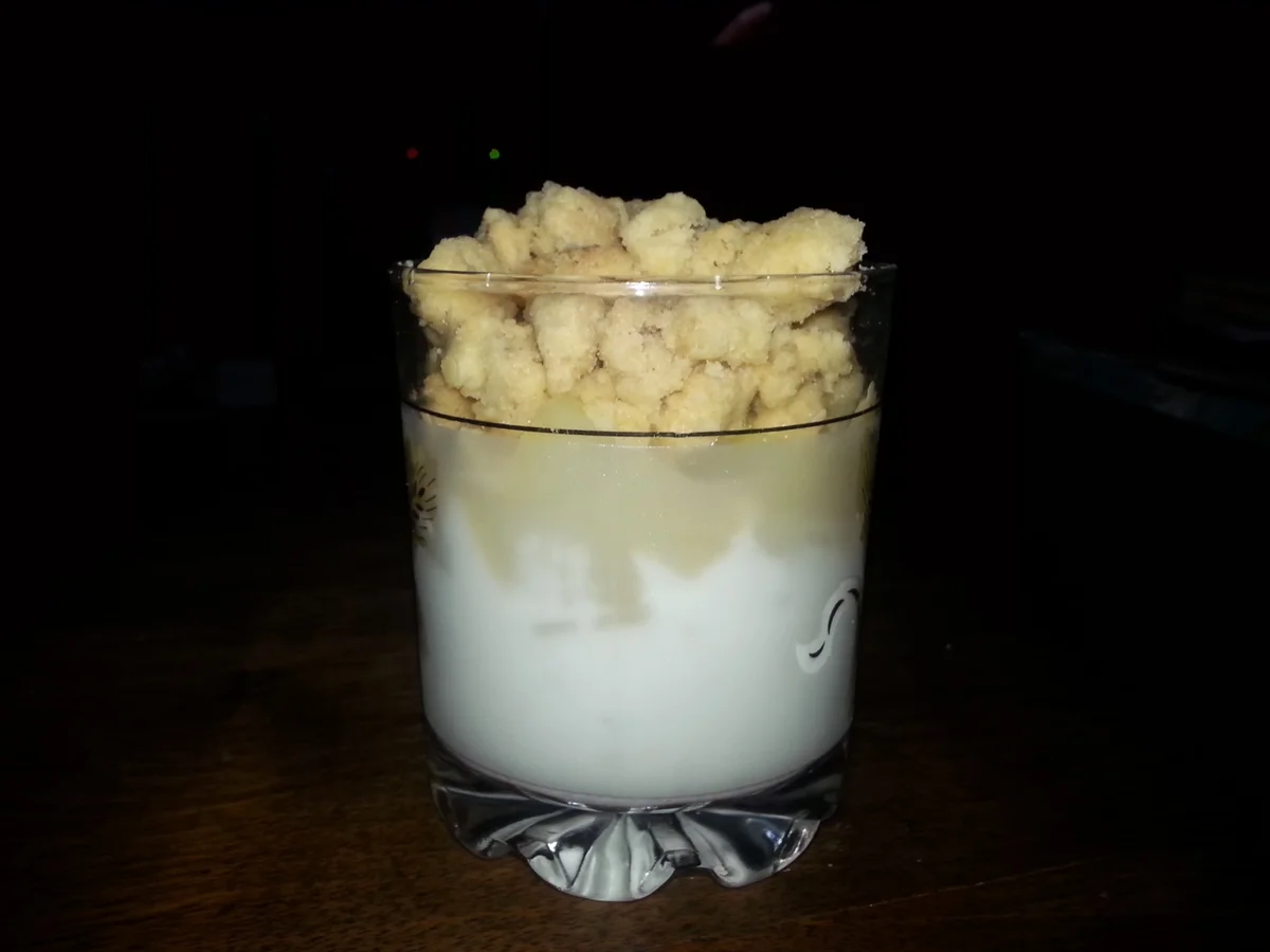 Rezept: Streußelquark mit Birnen im Glas Bild Nr. 98 Streußelquark mit Birnen im Glas - Rezept - Bild Nr. 98