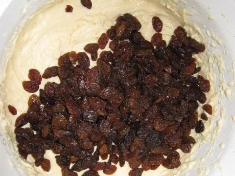 Marzipan Gugelhupf mit Sultaninen - Rezept - Bild Nr. 109