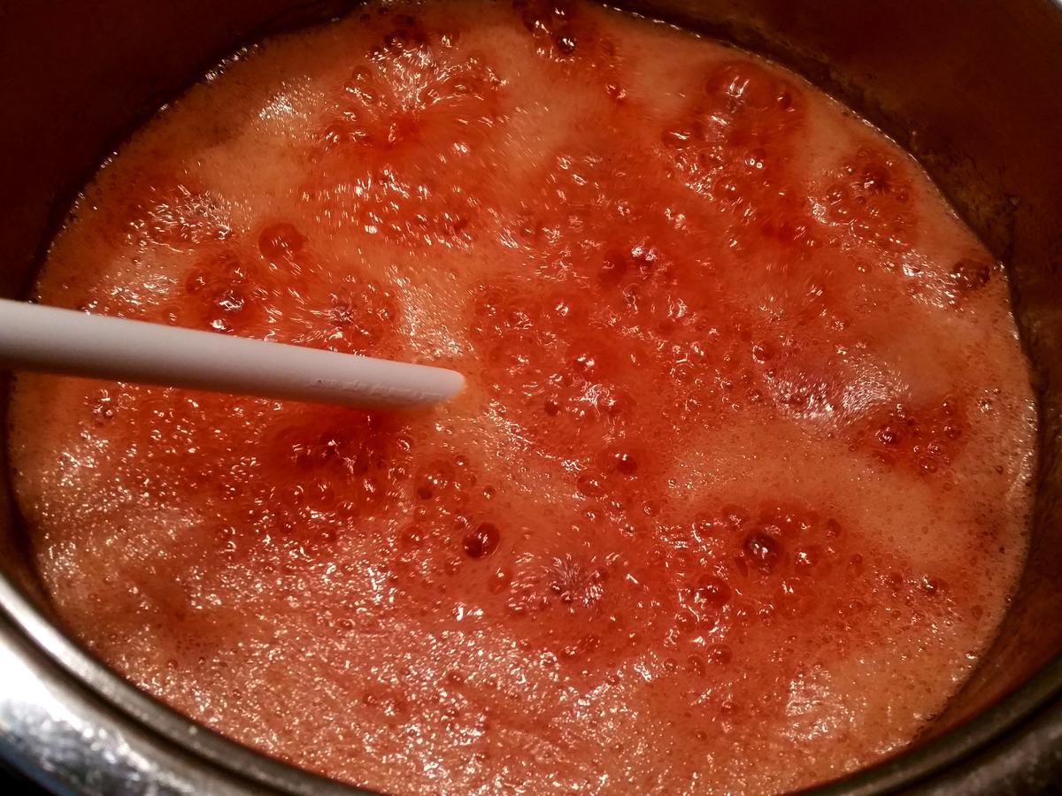 Erdbeer Rhabarber Konfitüre - schnell &amp; einfach - von mimi