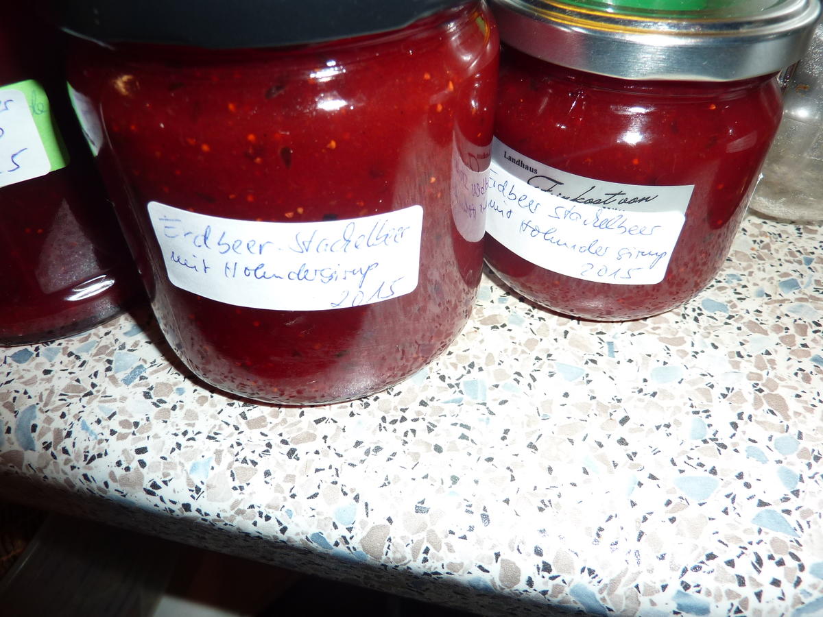 Marmelade: Erdbeer-Stachelbeerkonfitüre - Rezept - Bild Nr. 135