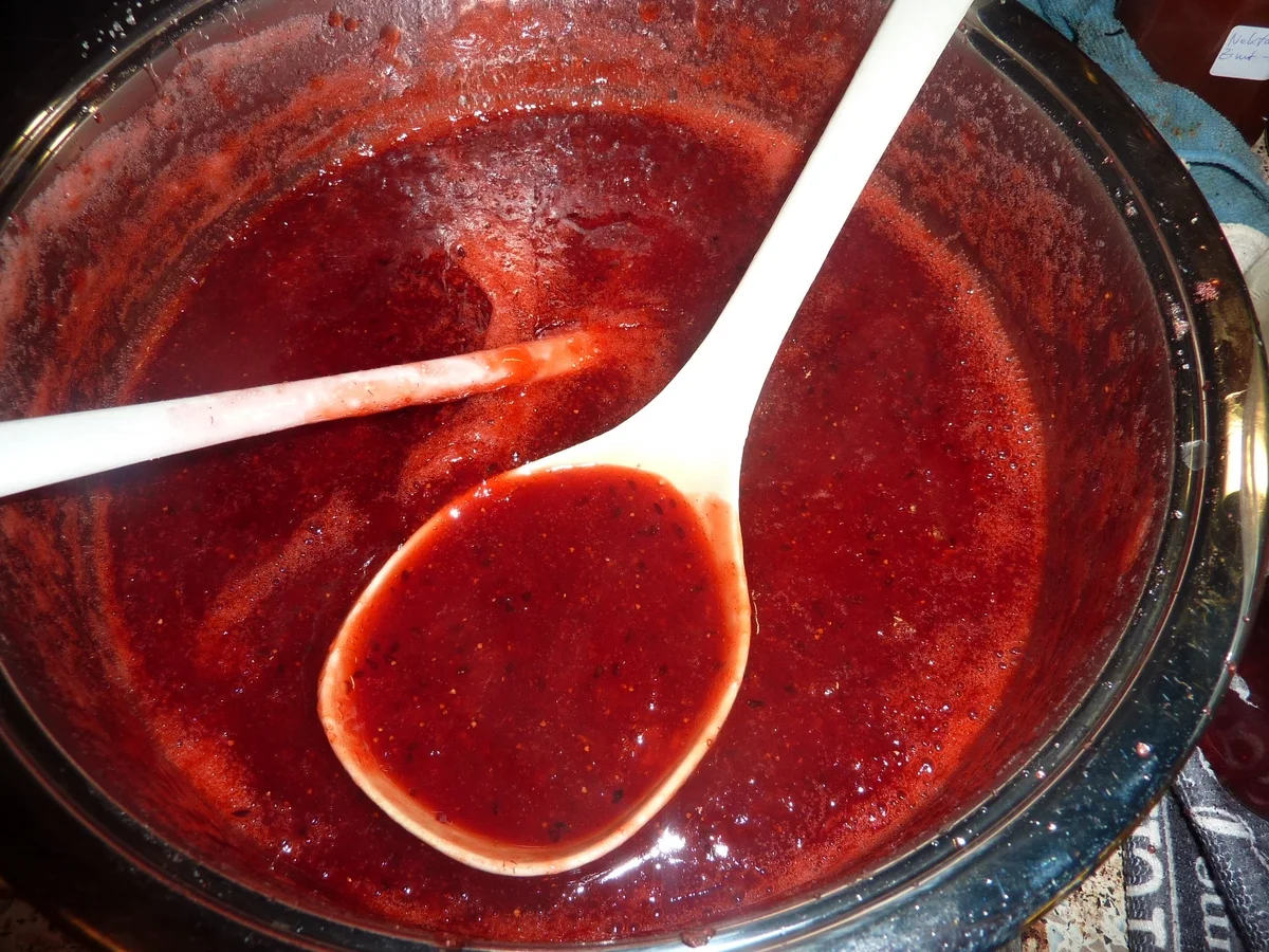 Marmelade: Erdbeer-Stachelbeerkonfitüre - Rezept - Bild Nr. 141