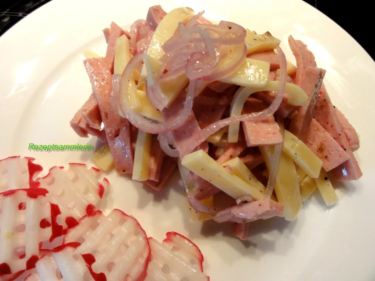 Rezept: Snack: WURSTSALAT, schmeckt auch an heißen Tagen Bild Nr. 146 Snack: WURSTSALAT, schmeckt auch an heißen Tagen - Rezept - Bild Nr. 146