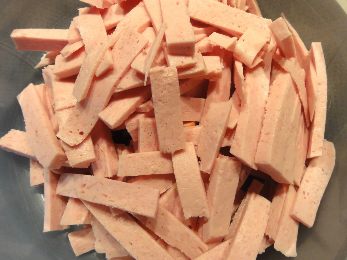 Rezept: Snack: WURSTSALAT, schmeckt auch an heißen Tagen Bild Nr. 149 Snack: WURSTSALAT, schmeckt auch an heißen Tagen - Rezept - Bild Nr. 149