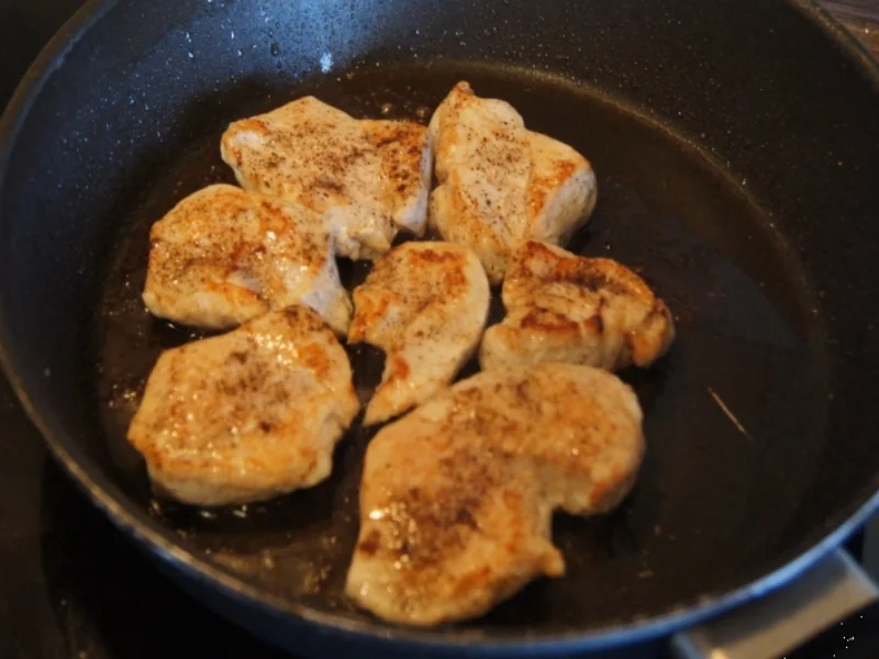 Puten-Ministeaks mit Kohlrabischnitzel und Möhren-Sellerie-Kartoffelstampf - Rezept - Bild Nr. 149