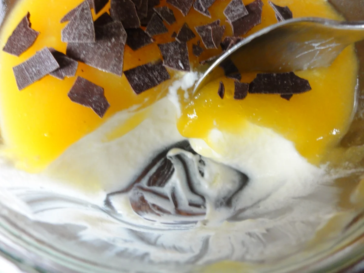 Dessert:   JOGHURT-SCHMAND  mit Mangospiegel - Rezept - Bild Nr. 182