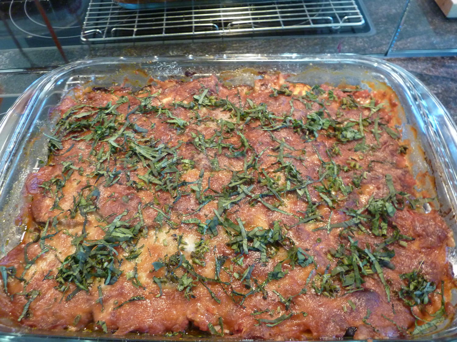 Parmigiana di Melanzane ---- Auberginen Gratin - Rezept - kochbar.de