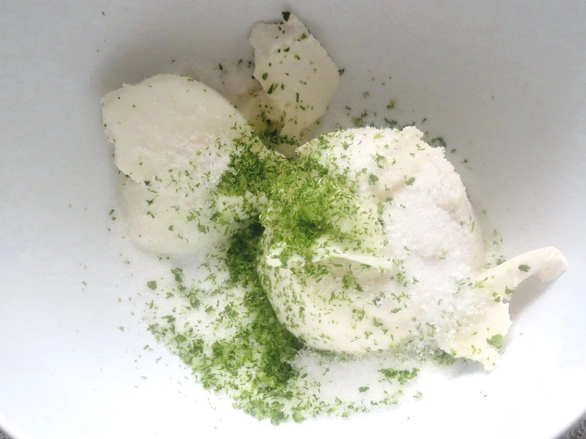 Backen: Ricotta-Erdbeer-Torte mit Nuss-Boden - Rezept - Bild Nr. 205