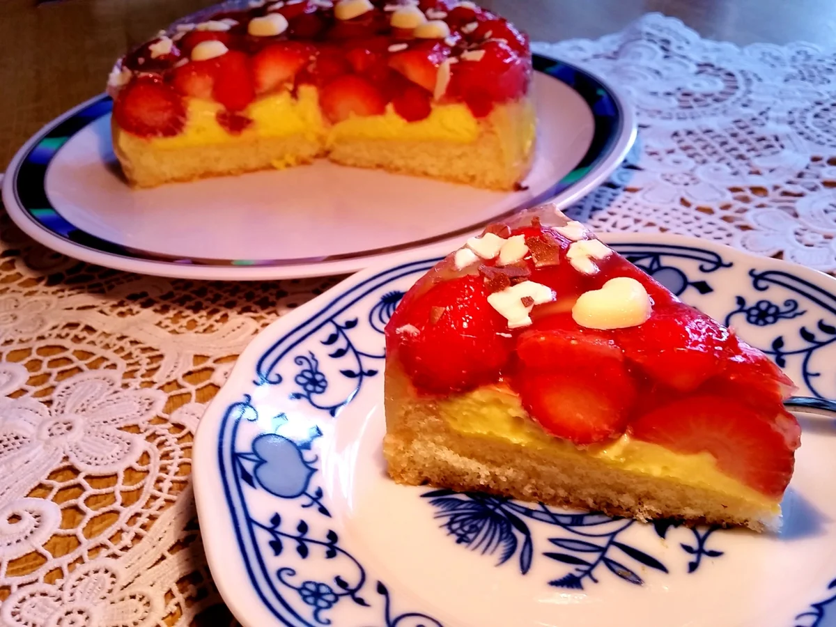 Erdbeer-Zwerg mit Vanillecreme - Rezept - Bild Nr. 213