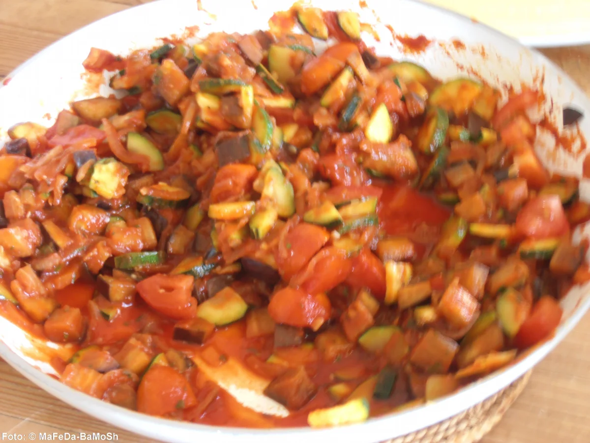 Mediterrane Gemüsepfanne mit cremiger Polenta - Rezept - Bild Nr. 212