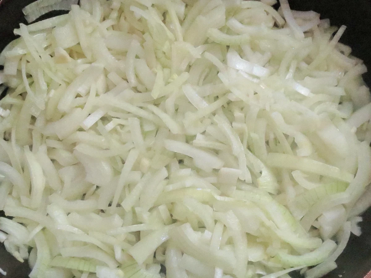 Rezept: Beilage: Zwiebel-Sesam-Brot/Pizza Bild Nr. 214 Beilage: Zwiebel-Sesam-Brot/Pizza - Rezept - Bild Nr. 214