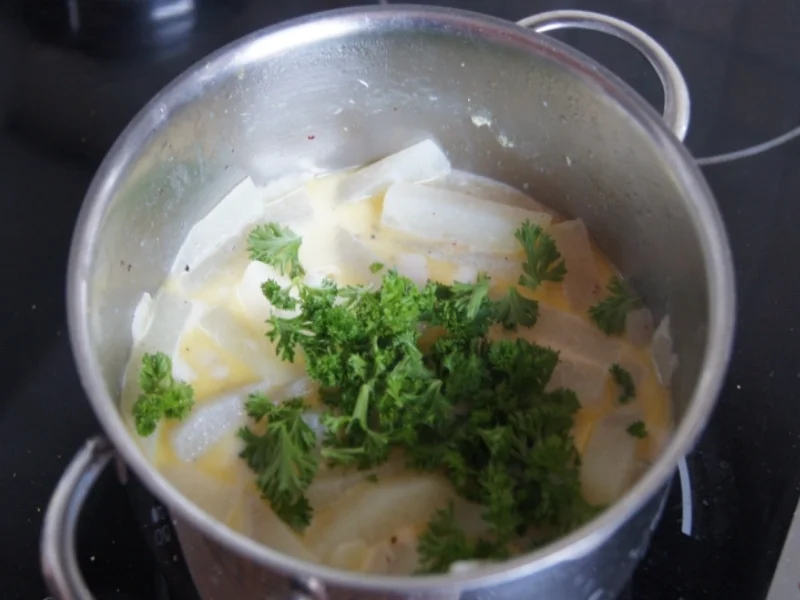 Schlemmerfilet Bordelaise mit Rahm-Kohlrabi und Möhren-Sellerie-Kartoffelstampf - Rezept - Bild Nr. 231