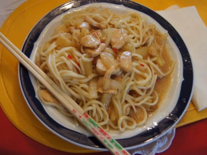 Rezept: Chinesische Nudeln süß-sauer im Wok mit Hähnchenbrustfilet und Ananas Bild Nr. 236 Chinesische Nudeln süß-sauer im Wok mit Hähnchenbrustfilet und Ananas - Rezept - Bild Nr. 236