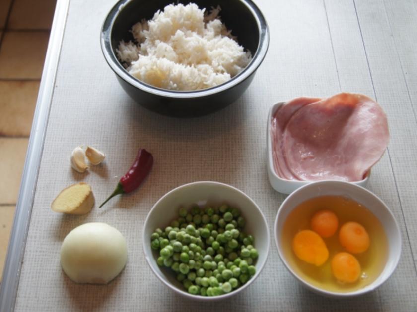 Gebratener Eierreis Im Wok - Rezept Mit Bild - Kochbar.de