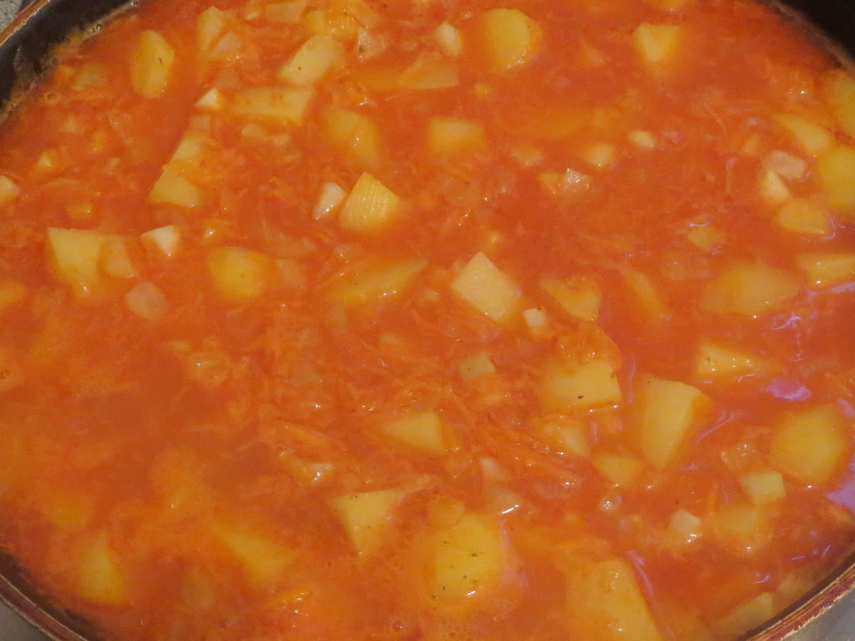 Kochen: Kartoffel Gulasch mit Würstchen - einfach - von rainbow3 Kochen: Kartoffel Gulasch mit Würstchen - einfach - von rainbow3