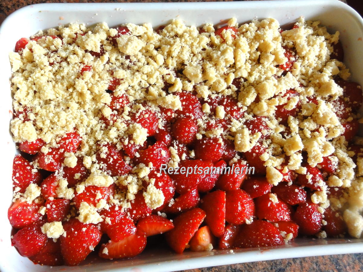 Dessert: ERBEER/STACHELBEER CRUMBLE - einfach - von Rezeptsammlerin Dessert: ERBEER/STACHELBEER CRUMBLE - einfach - von Rezeptsammlerin