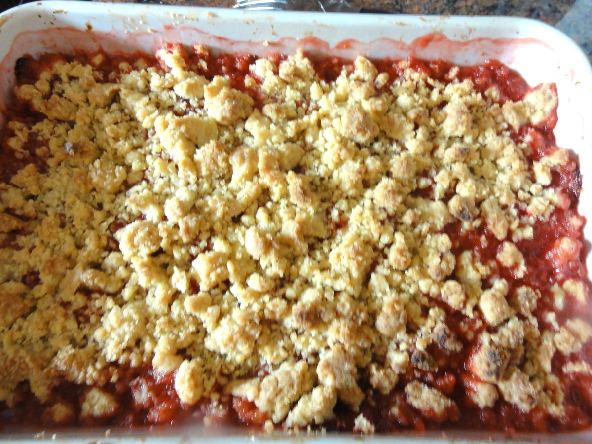 Dessert: ERBEER/STACHELBEER CRUMBLE - einfach - von Rezeptsammlerin