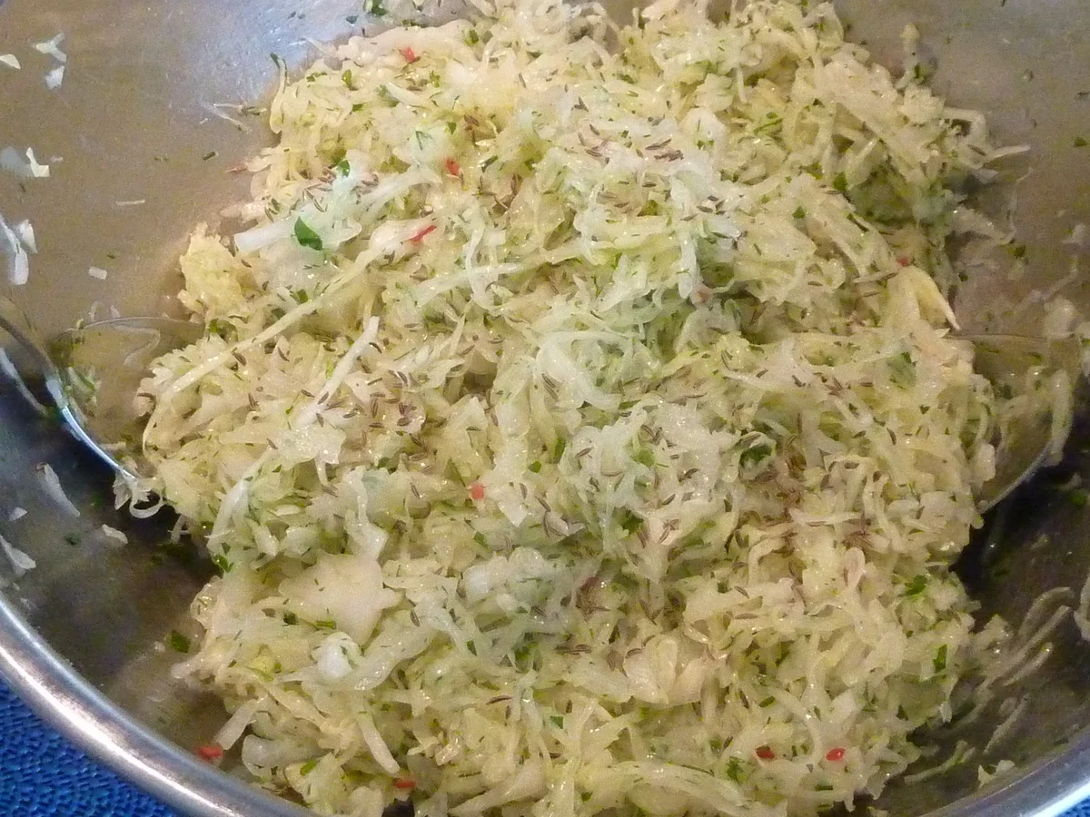 Schweineschulter- Braten mit Kräuter und Kohlsalat. - Rezept - Bild Nr. 286