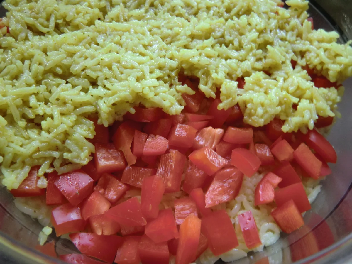 Rezept: Bunter Reis-Schichtsalat Bild Nr. 295 Bunter Reis-Schichtsalat - Rezept - Bild Nr. 295