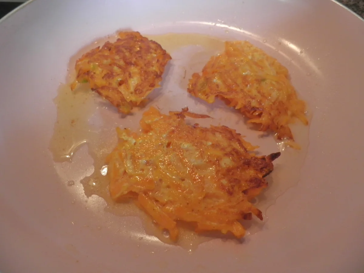 Karotten - Ingwer - Rösti - Rezept - Bild Nr. 295