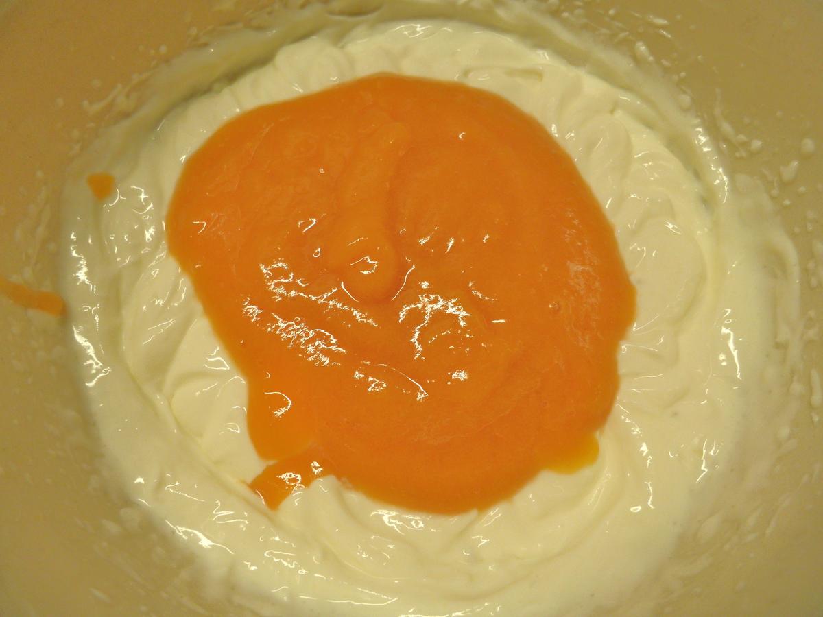 Pfirsich - Quark - Mousse ... - Rezept mit Bild - kochbar.de