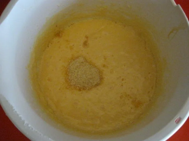 Eierlikör - Gugelhupf mit roten Johannisbeeren - Rezept - Bild Nr. 308