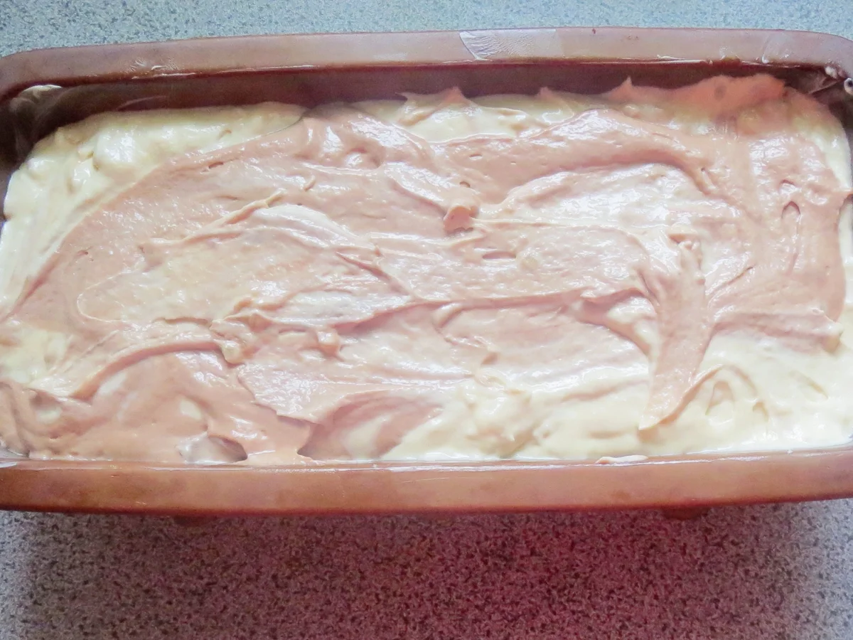 Rezept: Backen: Nougat-Marzipan-Marmorkuchen Bild Nr. 322 Backen: Nougat-Marzipan-Marmorkuchen - Rezept - Bild Nr. 322