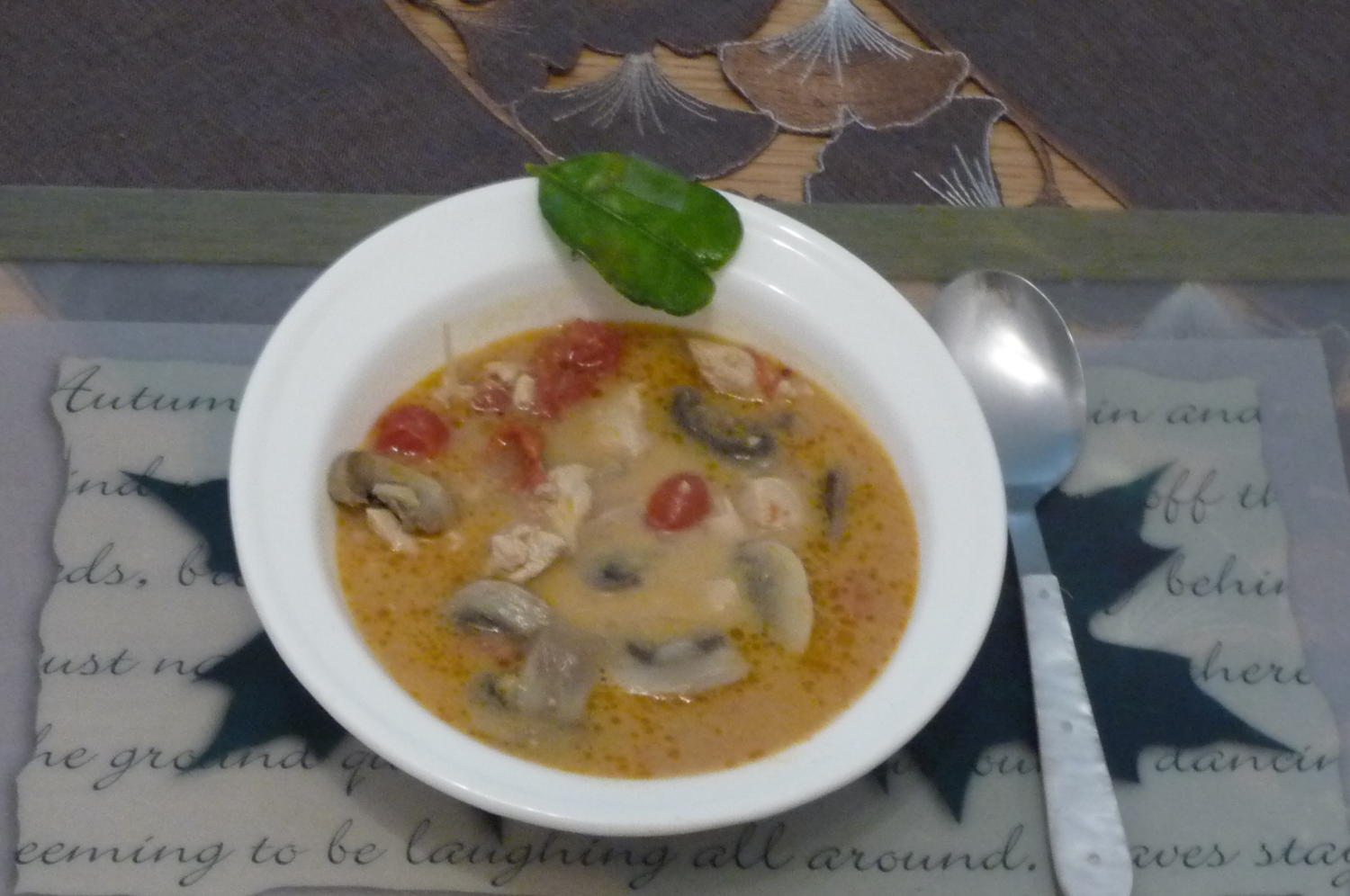 Tom Ka Gai - Asiatische Suppe - Rezept mit Bild - kochbar.de