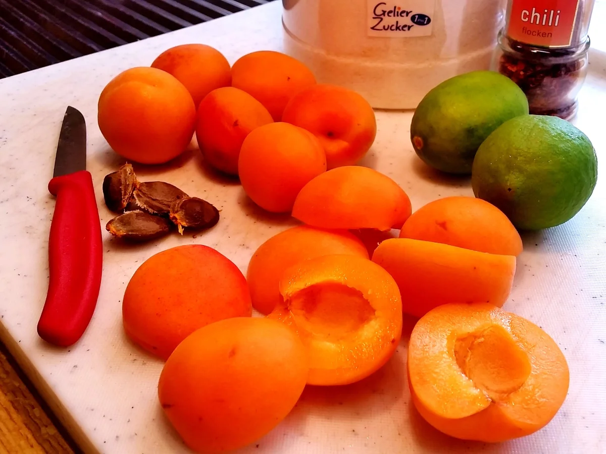 Aprikosen-Limetten-Konfitüre - Rezept - Bild Nr. 360